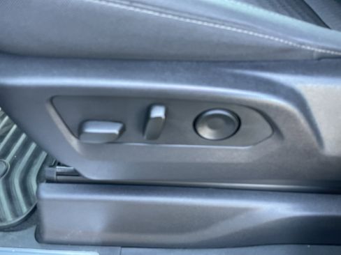 Used 2024 GMC Sierra 1500 SLE w/ X31 Off-Road Package image 17