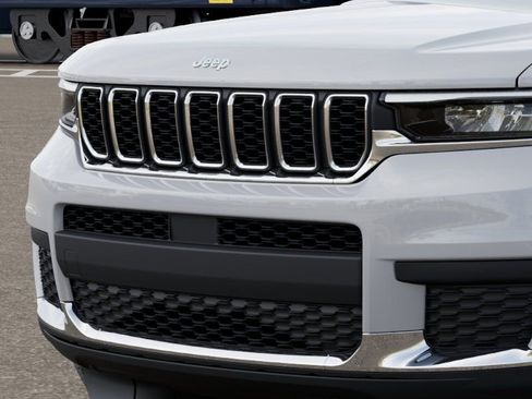 New 2026 Jeep Grand Cherokee L Laredo RWD image 11