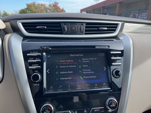 Used 2017 Nissan Murano SV image 70