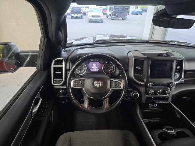 Used 2022 RAM 1500 Big Horn AWD/4WD image 12