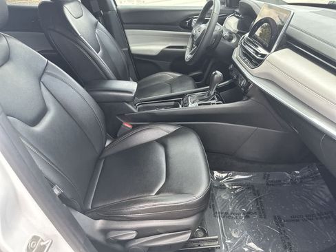 Certified 2024 Jeep Compass Limited AWD/4WD image 24
