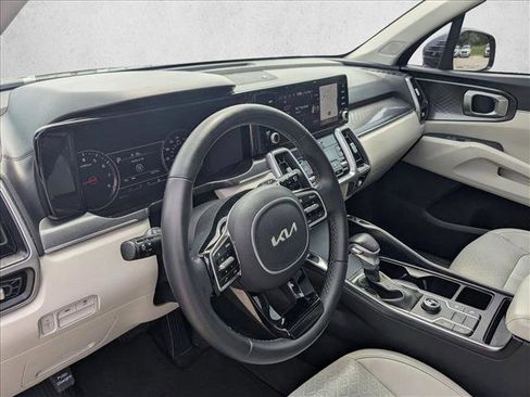 Used 2023 Kia Sorento S w/ Panoramic Sunroof Package FWD image 10