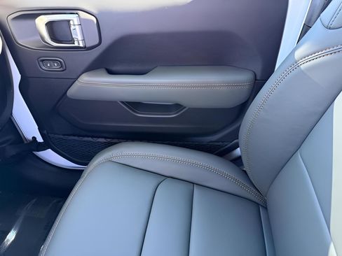 New 2026 Jeep Gladiator Mojave image 25