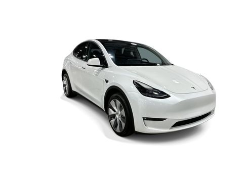 Certified 2023 Tesla Model Y Long Range AWD/4WD image 8