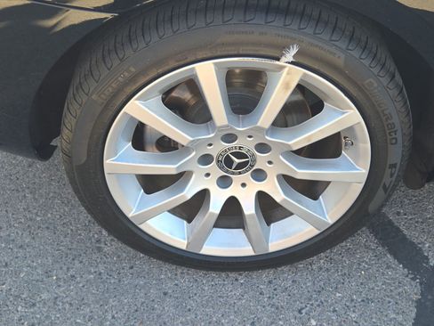 Used 2019 Mercedes-Benz SLC 300 image 12