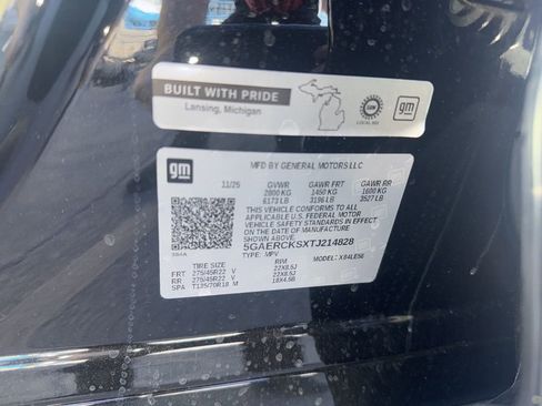 Used 2026 Buick Enclave Avenir w/ Super Cruise Package image 8