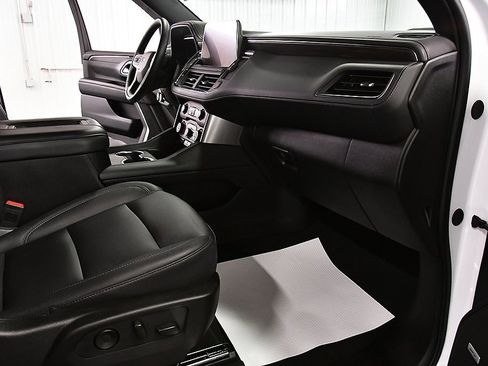 Used 2024 Chevrolet Suburban Z71 w/ Max Trailering Package image 27