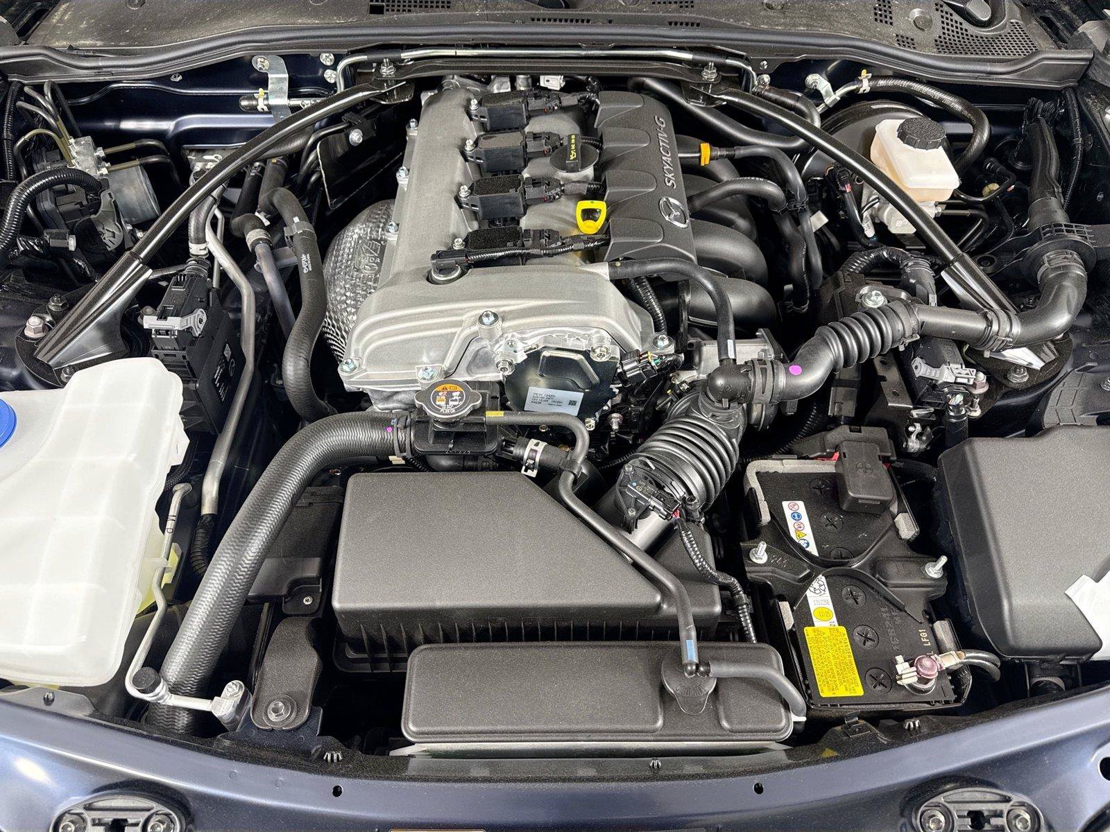 New 2026 MAZDA MX-5 Miata Club w/ Interior Package RWD image 38