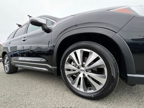 Used 2020 Subaru Ascent Touring w/ Popular Package #2A image 10