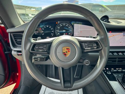 Used 2021 Porsche 911 Carrera image 18