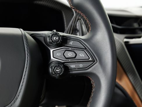Used 2024 Lamborghini Revuelto AWD/4WD image 26