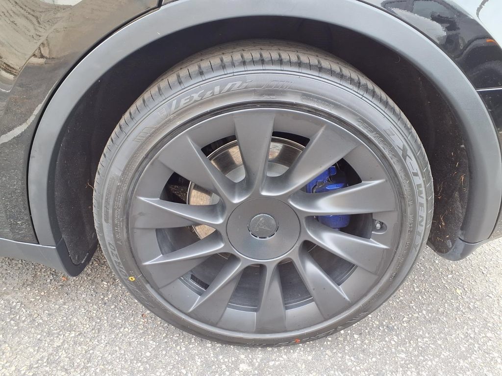 Used 2021 Tesla Model Y 2WD image 20
