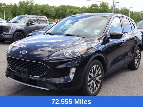 Used 2020 Ford Escape Titanium AWD/4WD image 3