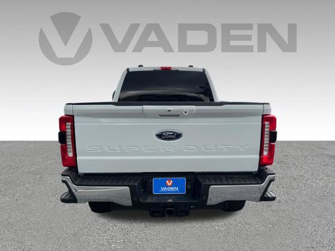 Used 2026 Ford F250 Lariat w/ Chrome Package AWD/4WD image 18