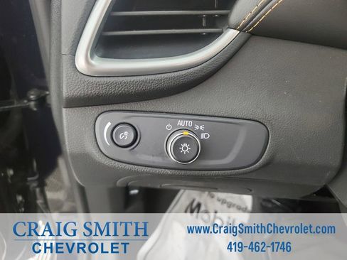 Used 2022 Chevrolet Trax LT w/ LT Convenience Package AWD/4WD image 21