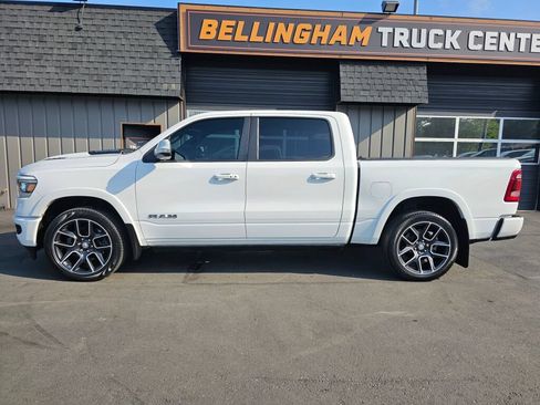 Used 2021 RAM 1500 Laramie AWD/4WD image 2