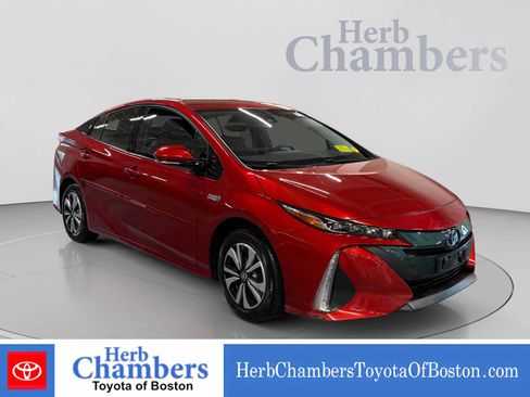 Used 2017 Toyota Prius Prime Premium FWD image 1