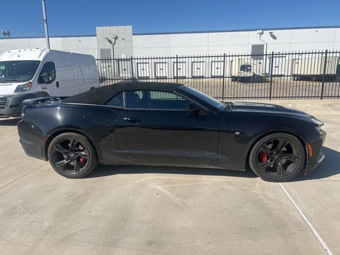 Used 2022 Chevrolet Camaro SS image 9