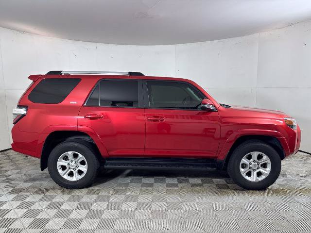 Used 2022 Toyota 4Runner SR5 Premium AWD/4WD image 2