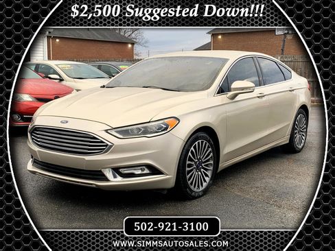 Used 2017 Ford Fusion SE w/ Fusion SE Technology Package image 1