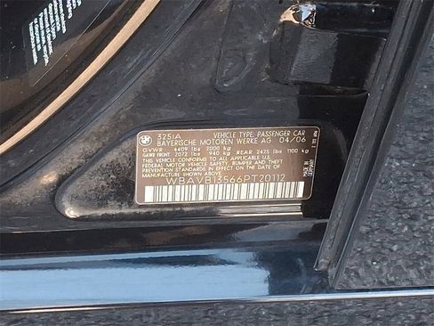 Used 2006 BMW 325i Sedan image 26
