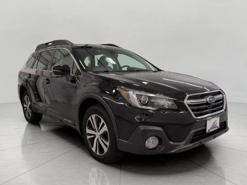 Used 2018 Subaru Outback 2.5i Limited AWD/4WD image 1