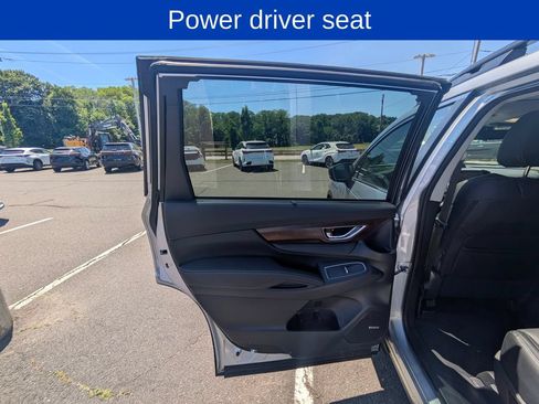 Used 2025 Subaru Ascent Touring AWD/4WD image 12