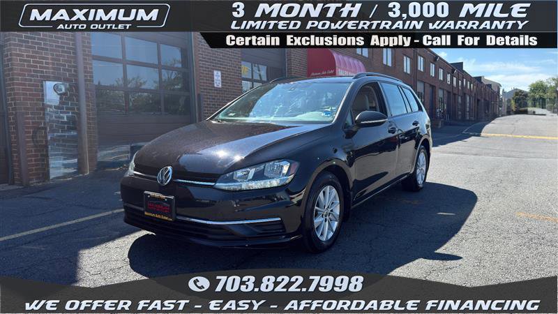 Used 2018 Volkswagen Golf SportWagen FWD image 1