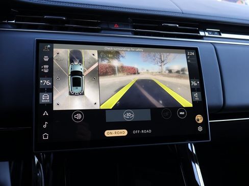 Used 2024 Land Rover Range Rover Sport SE image 25