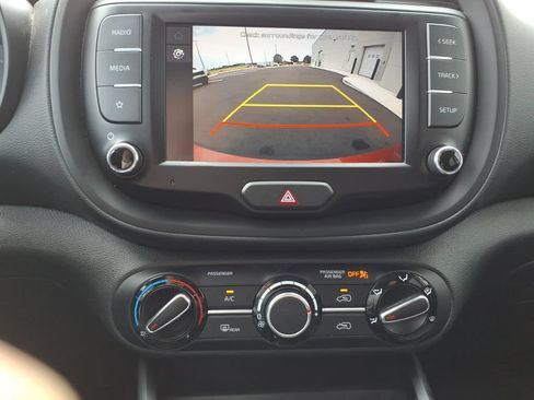 Certified 2024 Kia Soul LX w/ Option Group 015 FWD image 18
