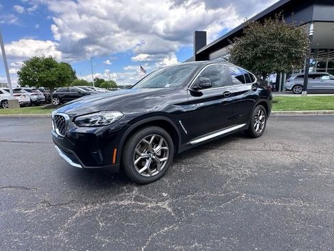 Used 2024 BMW X4 xDrive30i w/ Premium Package AWD/4WD image 5