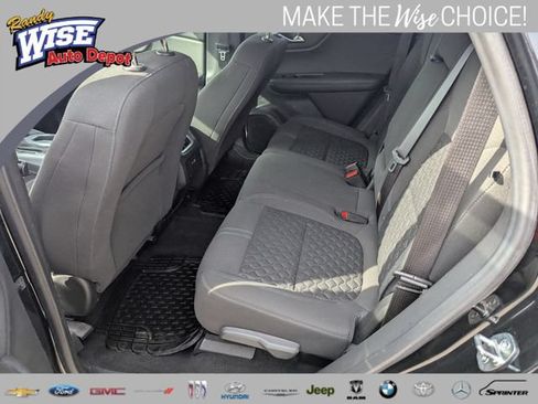 Used 2021 Chevrolet Blazer LT FWD image 17