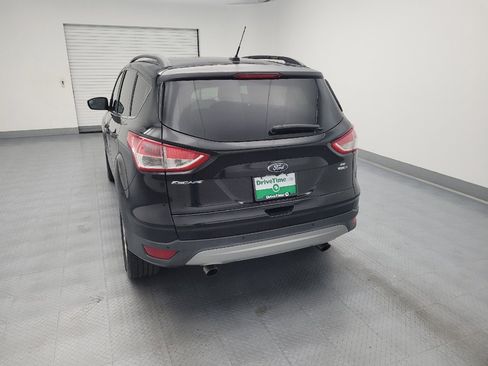 Used 2016 Ford Escape SE w/ SE Leather Comfort Package AWD/4WD image 6