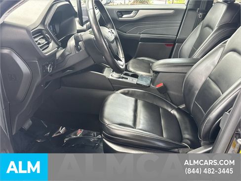 Used 2024 Ford Escape Platinum AWD/4WD image 10