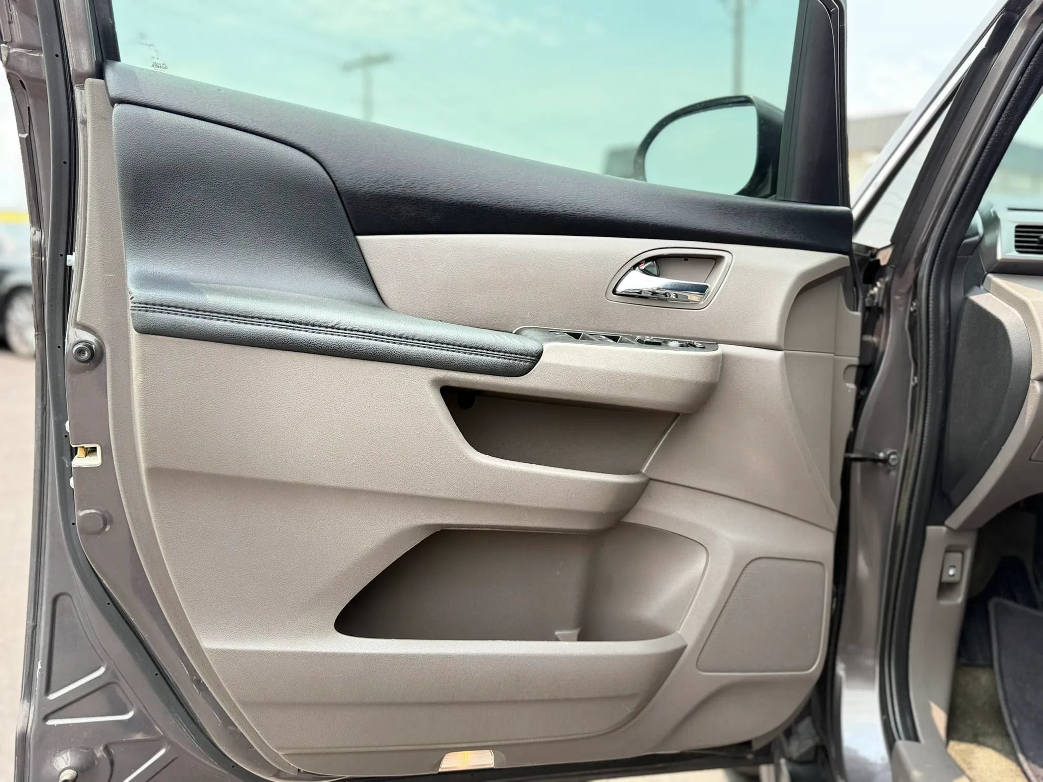 Used 2016 Honda Odyssey EX-L image 31