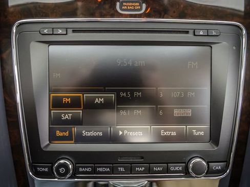 Used 2014 Bentley Flying Spur W12 AWD/4WD image 21