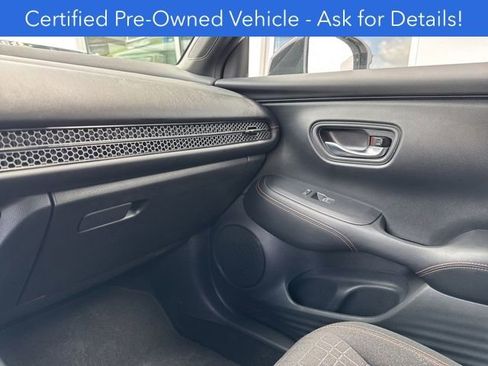 Used 2024 Honda HR-V Sport image 17