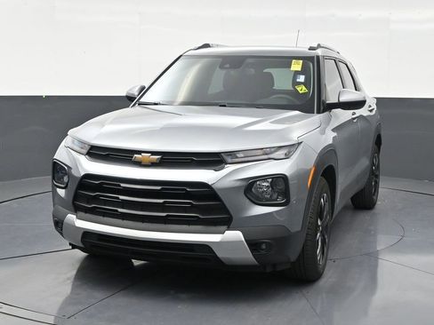Used 2023 Chevrolet TrailBlazer LT FWD image 8