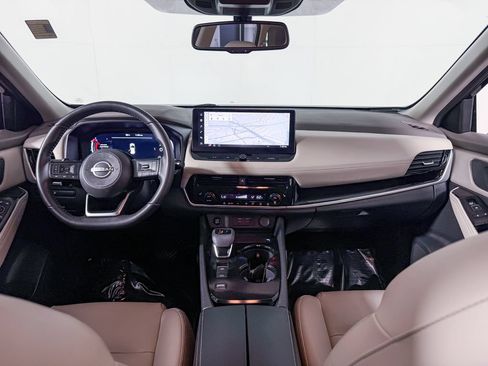 Certified 2024 Nissan Rogue SL FWD image 15