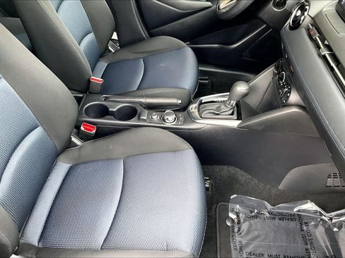 Used 2019 Toyota Yaris LE image 21