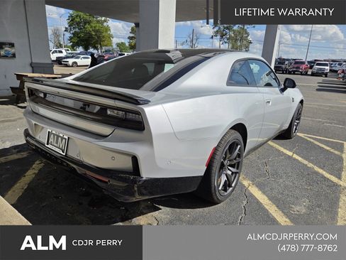 New 2026 Dodge Charger Scat Pack w/ Blacktop Package image 9