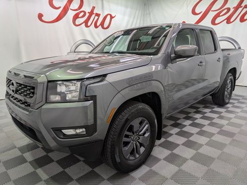 Certified 2025 Nissan Frontier SV w/ SV Convenience Package RWD image 1