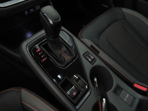 Used 2025 Subaru Crosstrek 2.5i Limited w/ Crosstrek Mirror Package image 18