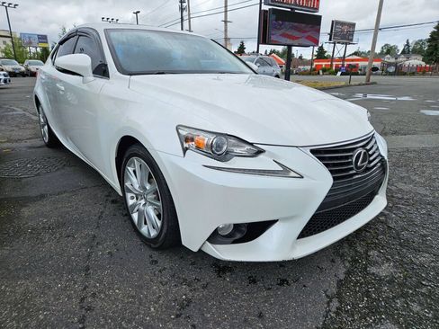 Used 2014 Lexus IS 250 RWD image 6
