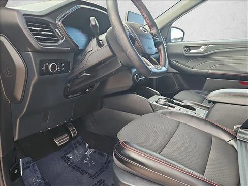 Used 2024 Ford Escape ST-Line image 10