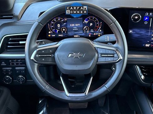 Used 2025 Chevrolet Suburban RST image 21