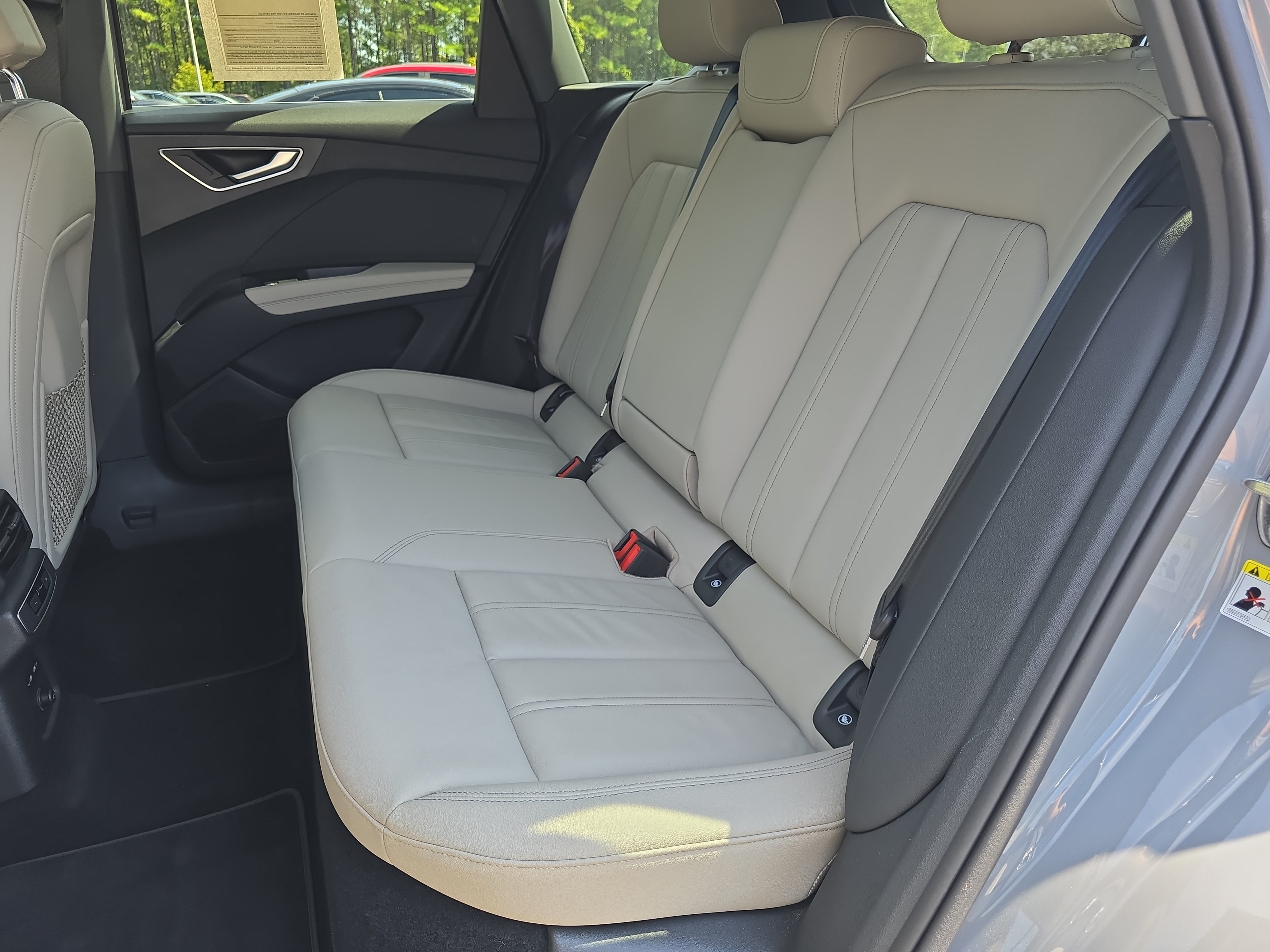 Used 2023 Audi Q4 e-tron Premium w/ Convenience Package AWD/4WD image 14