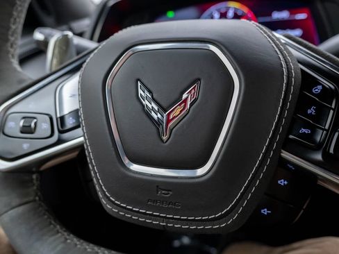 Used 2024 Chevrolet Corvette Stingray Premium Cpe w/ 3LT RWD image 25