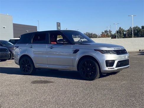 Used 2019 Land Rover Range Rover Sport HSE Dynamic image 4