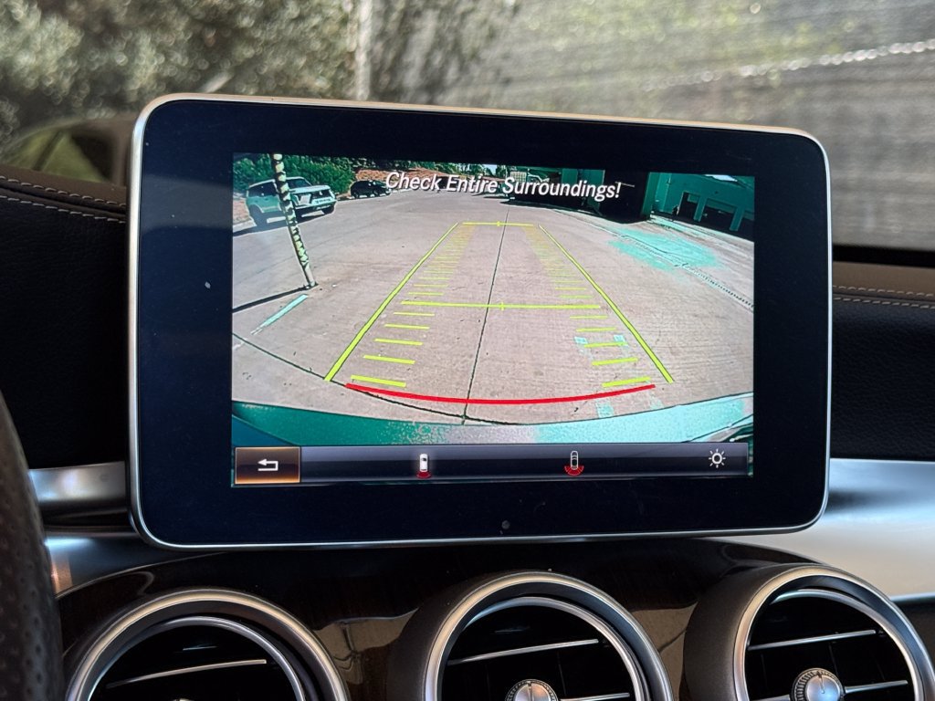 Used 2015 Mercedes-Benz C 300 Sedan image 15